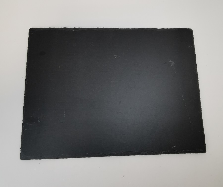 PLATEAU ARDOISE AVEC PATIN ANTIDERAPANTS 35 x 27 cm - Photo N°4