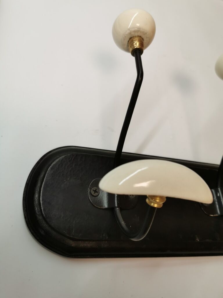 PATERE QUALITES 4 TETES 48 CM NOIR PATINE ET CERAMIQUE - Photo N°2