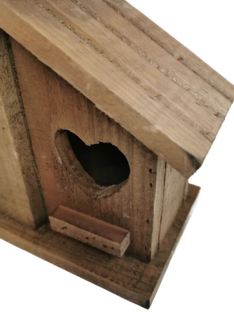 CABANE A OISEAUX DOUBLE BOIS VIEILLI 2 OUVERTURES COEURS 24 X25 X 11 CM - Photo N°2