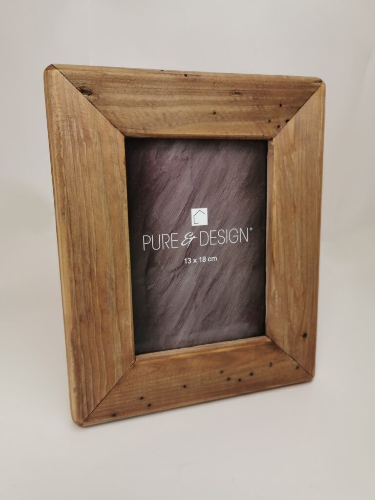 CADRE PHOTO EN PIN BROSSE 21.5 x 26.5 x 2 cm - Photo N°4