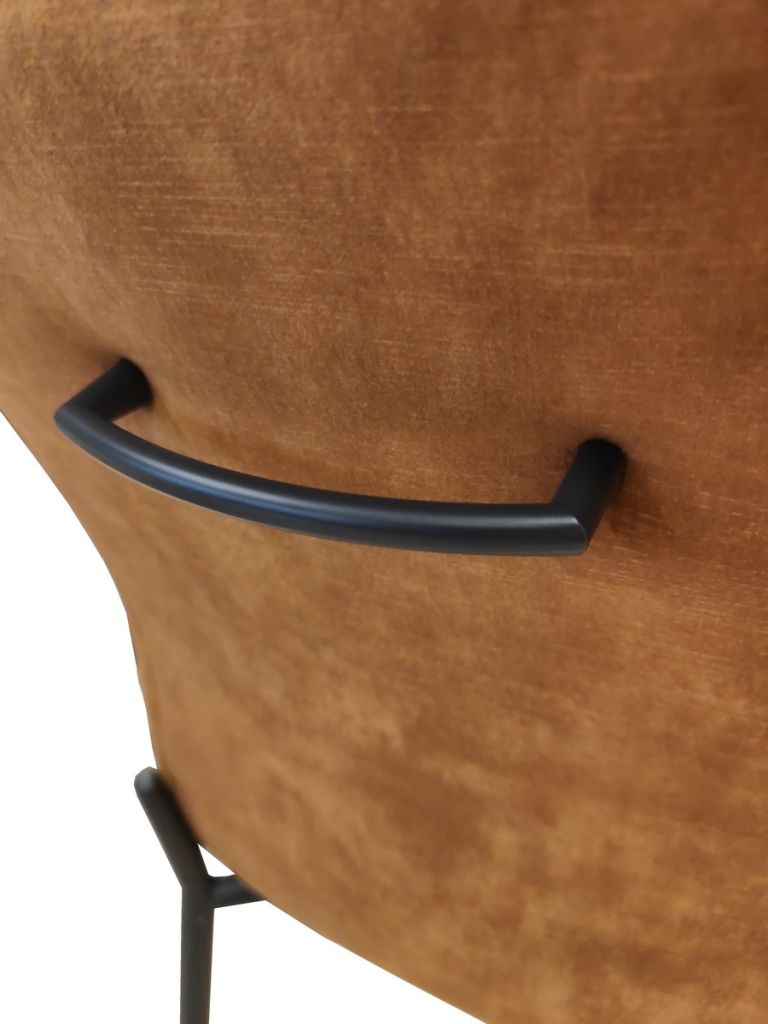 CHAISE REMON KARESE VELOURS OCRE PIEDS METAL POUDRE NOIR 53 X 62 X 91 CM - Photo N°4