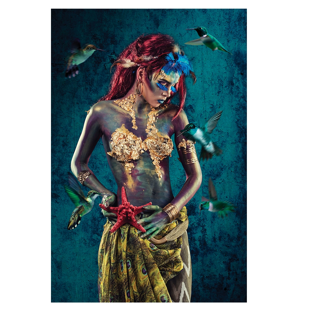 IMPRESSION SUR PLEXIGLAS FEMME MULTICOLORE FOND BLEU 100 X 150 X 0.4 CM - Photo N°6