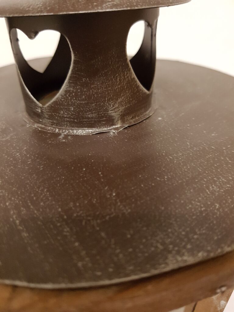 LANTERNE BOIS RONDE DESSUS METAL COEURS - Photo N°3