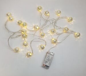 GUIRLANDE 20 BOULES LED LUMINEUSE METAL ARGENTE BLANC CHAUD 336  CM