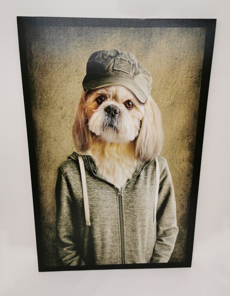 IMPRESSION SUR TOILE CHIEN HUMANISE 60 X 90 CM - Photo N°1