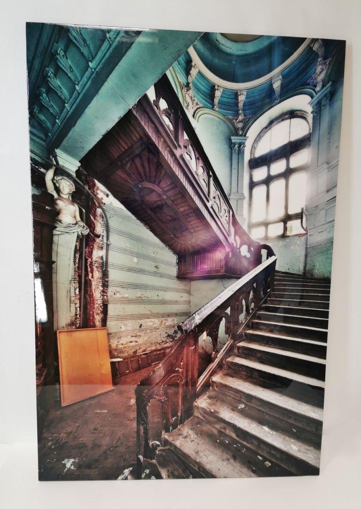 IMPRESSION SUR TOILE VERNIE D'UN ESCALIER 60 X 90 CM - Photo N°1