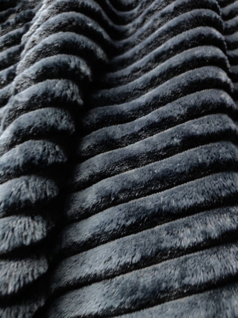 PLAID A COTES GRIS FONCE 130 X 160 CM POLYESTER - Photo N°3