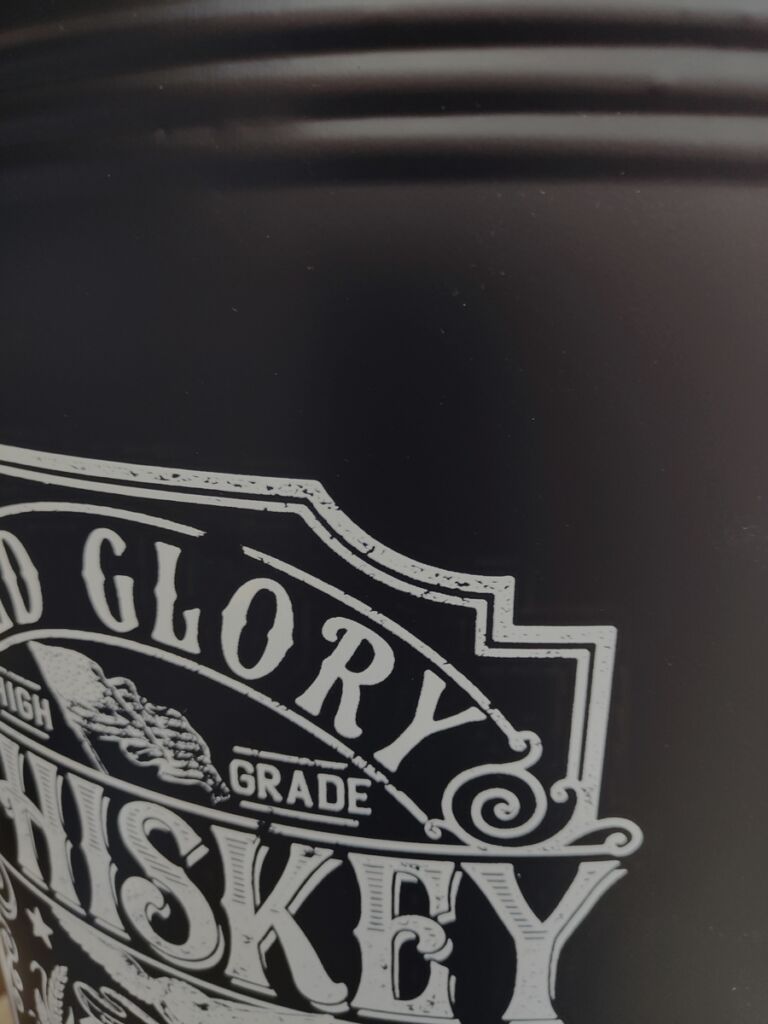 BIDON BAR EN METAL NOIR OLD GLORY WHISKEY DIAM 50 CM HAUT 100 CM - Photo N°6