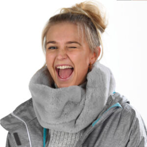 TOUR DE COU FACON FOURRURE COULEUR GRIS CLAIR 38 X 20 CM