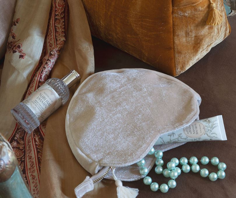 POCHETTES COEUR EN VELOURS ECRU 20 X 23 X 4 CM - Photo N°2