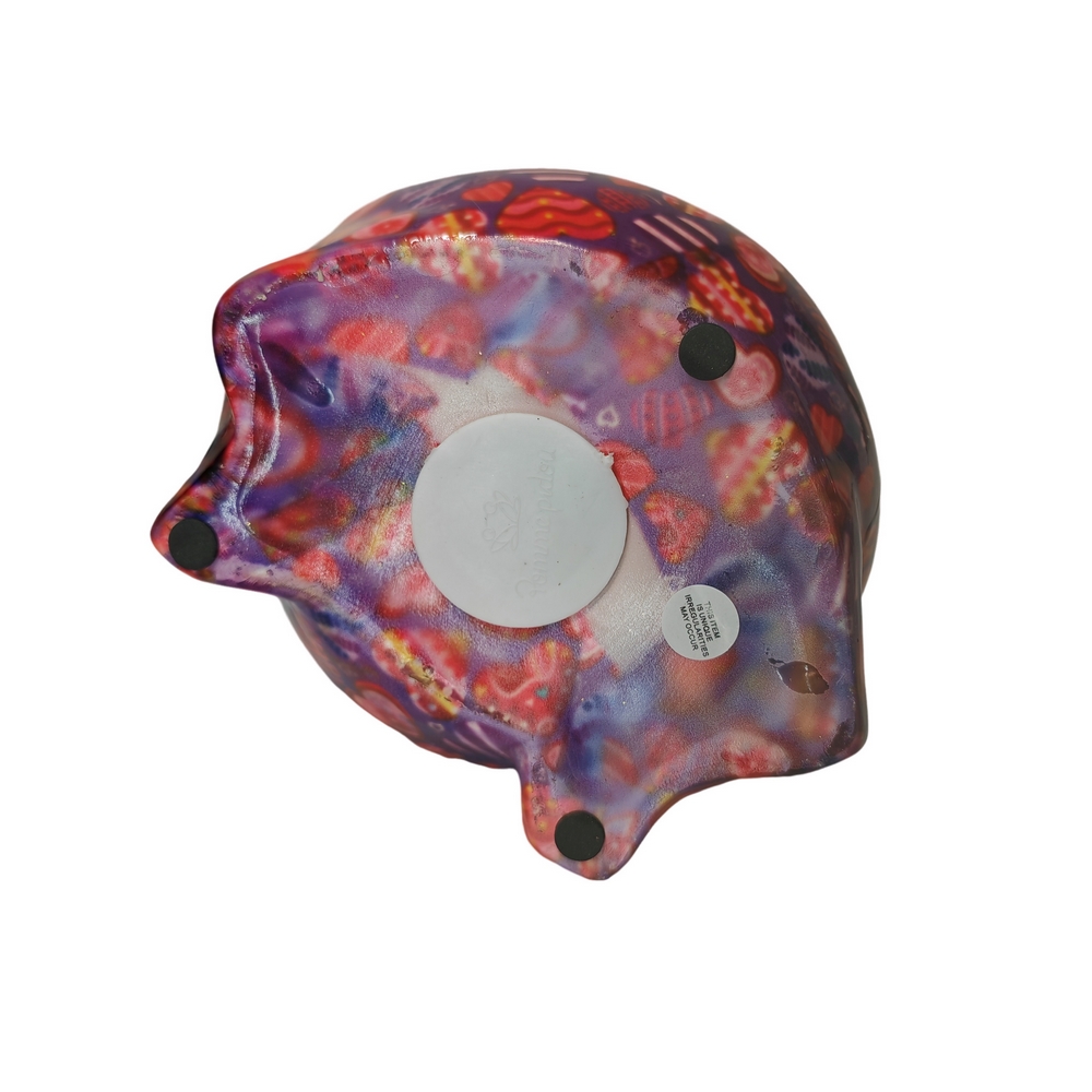 TIRELIRE GRENOUILLE FREDDY POMME PIDOU VIOLETTE ET DECOR DE COEURS - Photo N°2