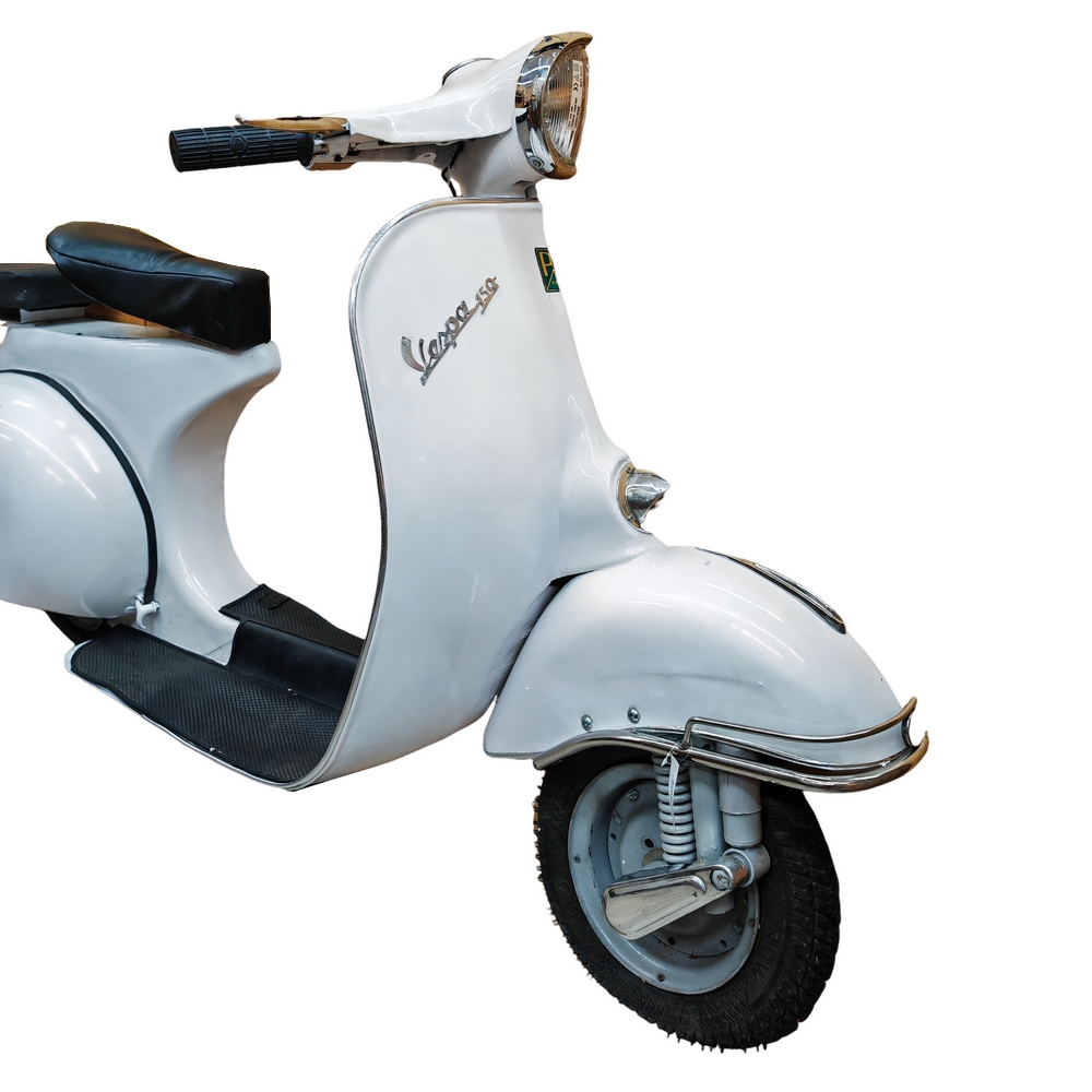 1/2 SCOOTER VESPA BLANC IVOIRE 150 X 100 X 30 CM - Photo N°2