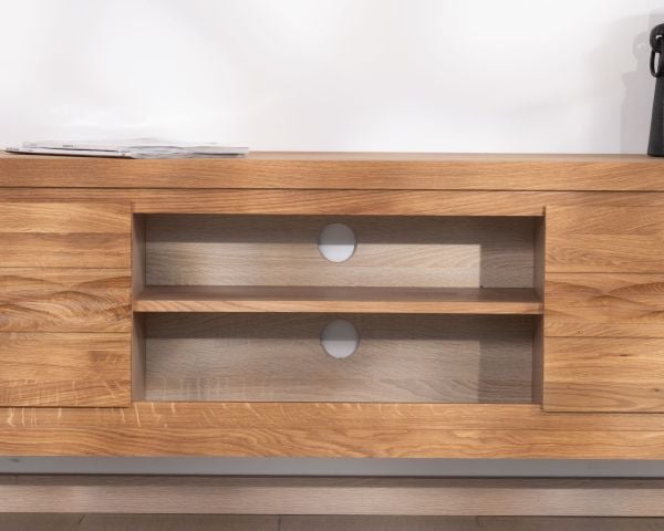 MEUBLE TV WAVE CHENE MASSIF HUILE TON MIEL 2 PORTES 2 NICHES 160 X 55 X 40 CM - Photo N°6