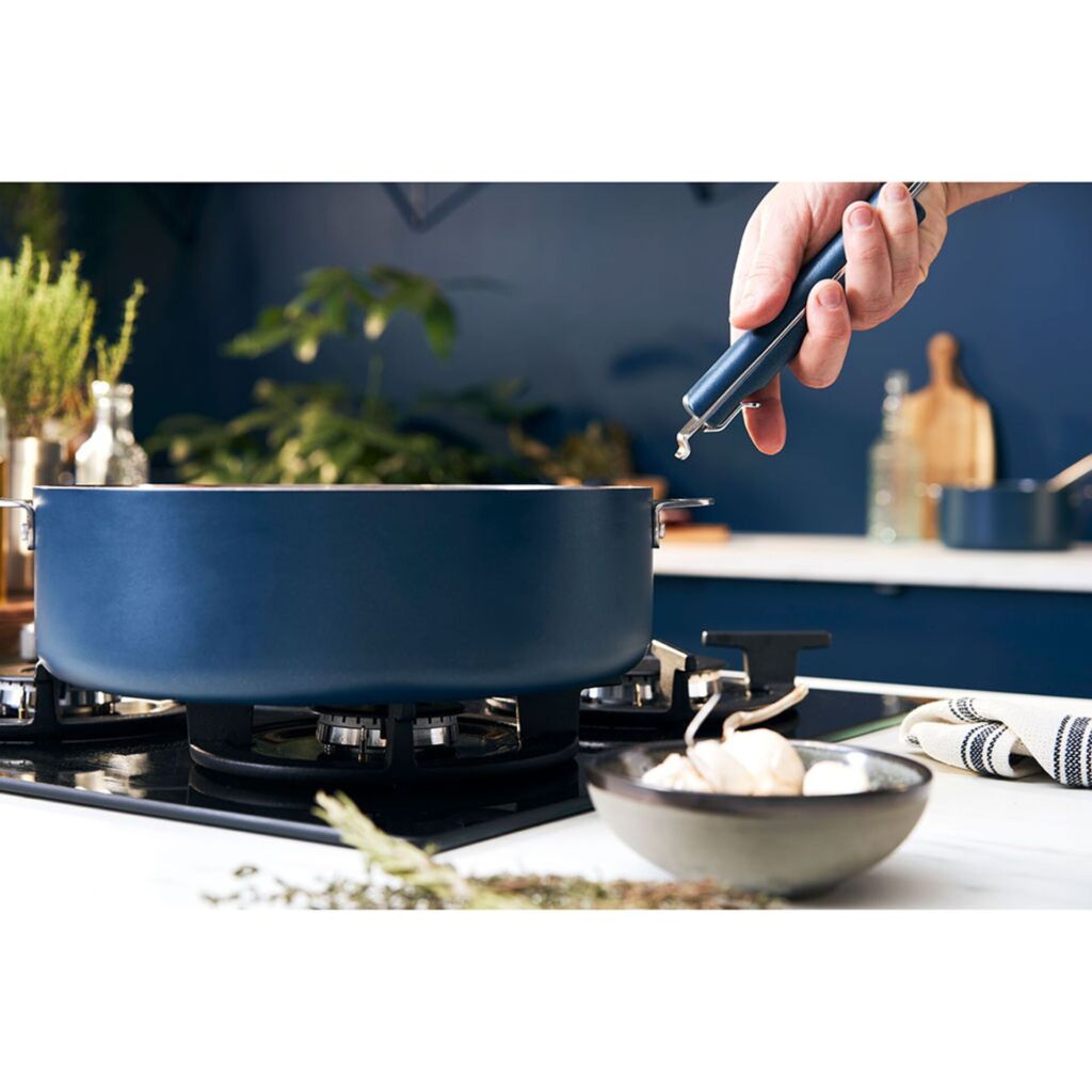 LA MERVEILLEUSE POELE INOX 24 CM COULEUR MYRTILLE - Photo N°3