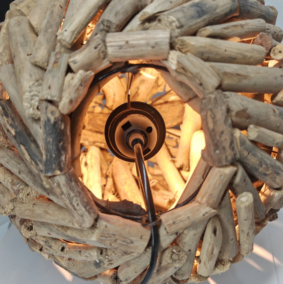 LAMPE SPHERE EN BOIS FLOTTE  DIAMETRE 35 CM - Photo N°4