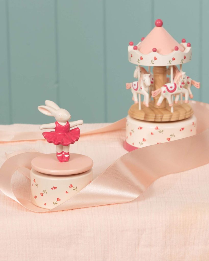 CARROUSEL MUSICAL COEUR DECOR ROSE 21 x 11 cm - Photo N°2