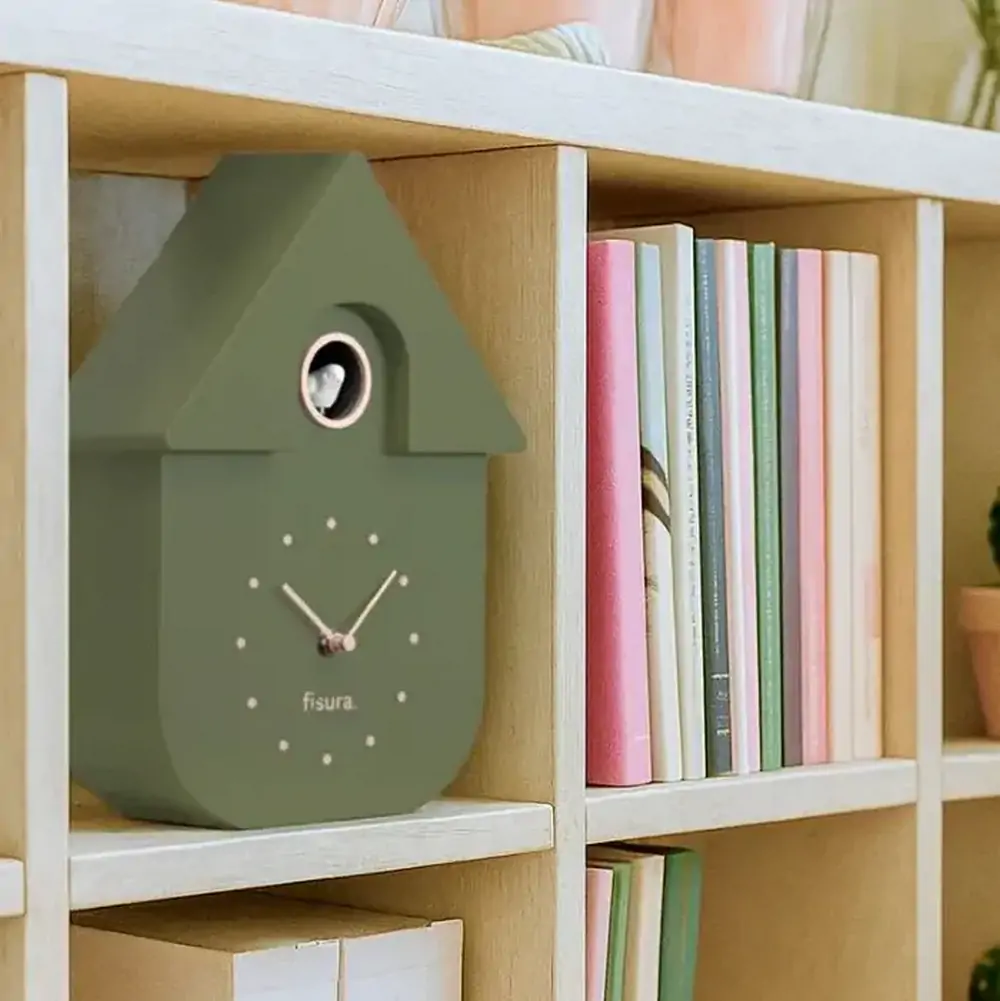HORLOGE MAISON COUCOU FISURA COULEUR OLIVE 21.5 X 41.5 X 8 CM - Photo N°5