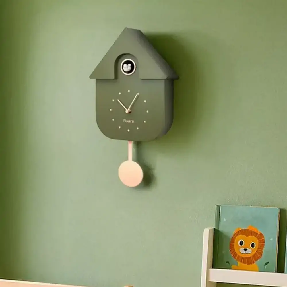 HORLOGE MAISON COUCOU FISURA COULEUR OLIVE 21.5 X 41.5 X 8 CM - Photo N°4