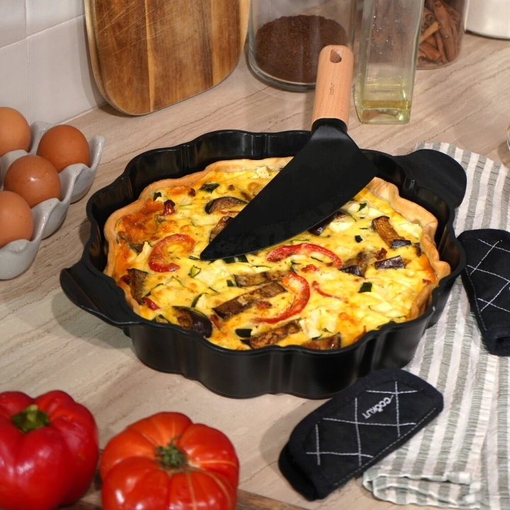LE FORMIDABLE PLAT A TARTE ET COUPE TARTE NOIR GRAPHITE 29 CM - Photo N°3