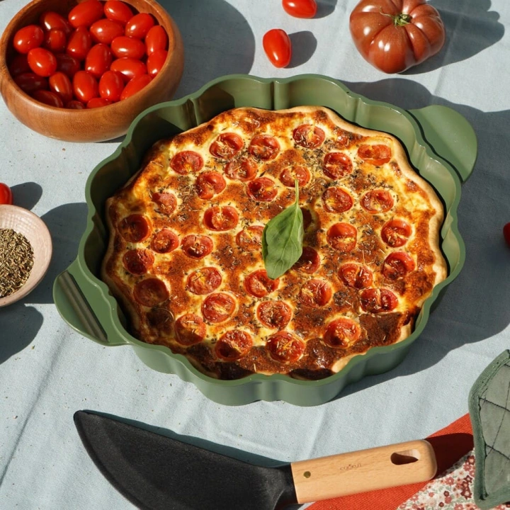 LE FORMIDABLE PLAT A TARTE ET COUPE TARTE VERT FOUGERE 29 CM - Photo N°6